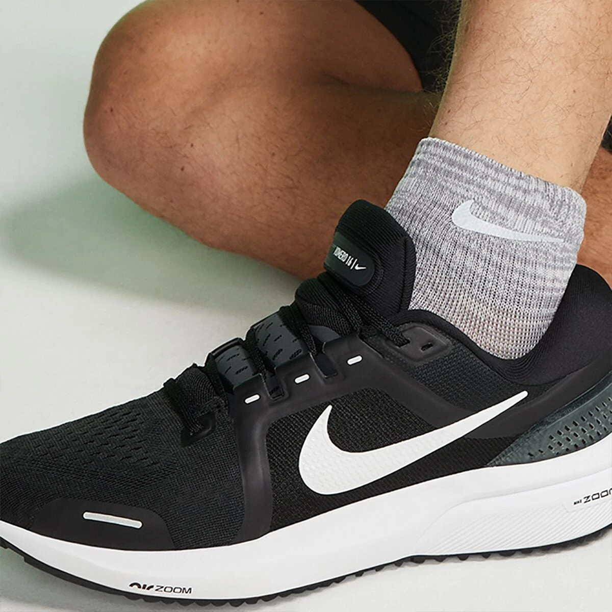 Nike Air Zoom Vomero 16 Running Shoe - Men's 14 Nike Air Zoom Vomero 16 Running Shoe - Men's - Image 12